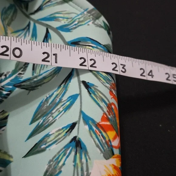 SWIM By Cacique Women's Swim TOP Bra W/Tank Overshirt Aqua Tropical Sz 28 EUC - Picture 11 of 14